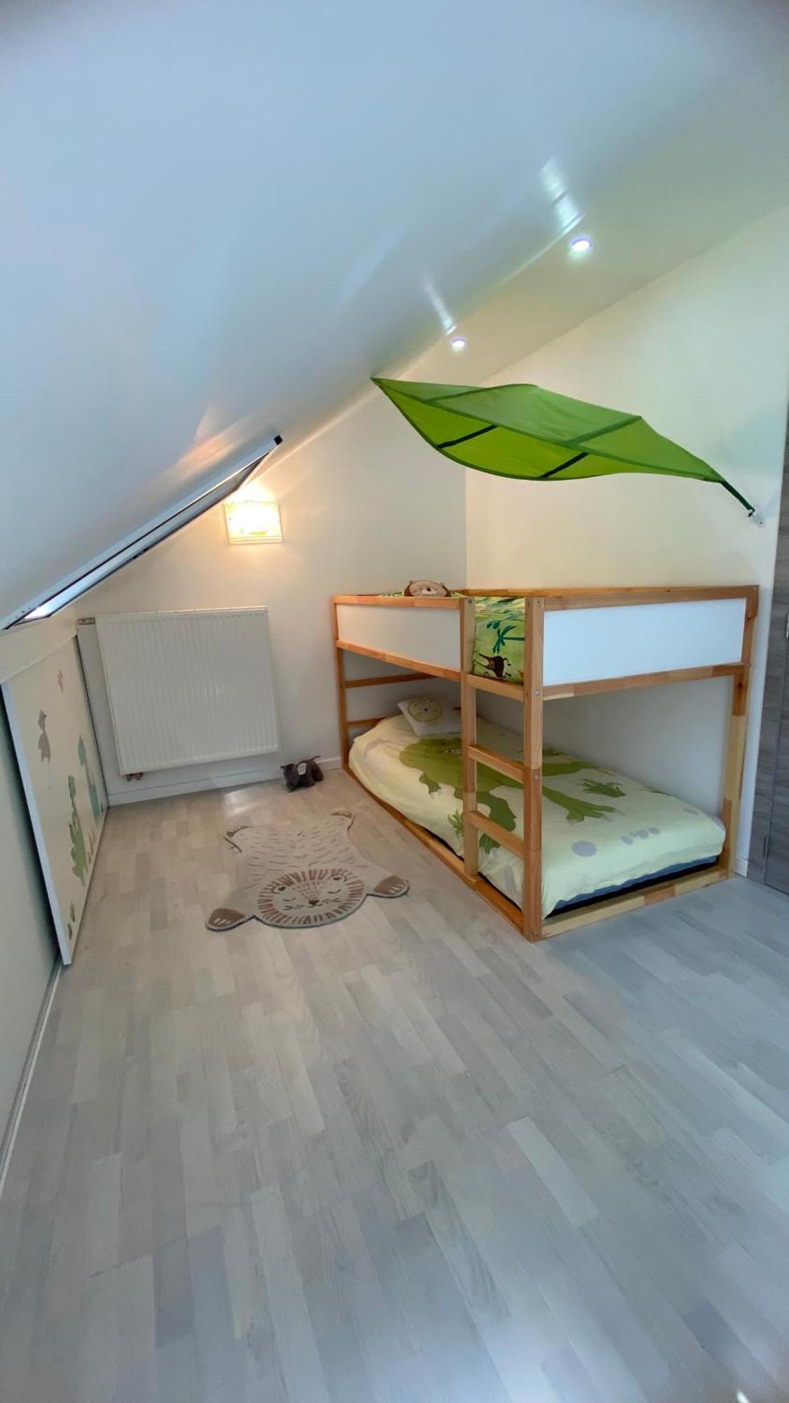 Next2Airport - Appartement House Of Lions Ransart Bagian luar foto