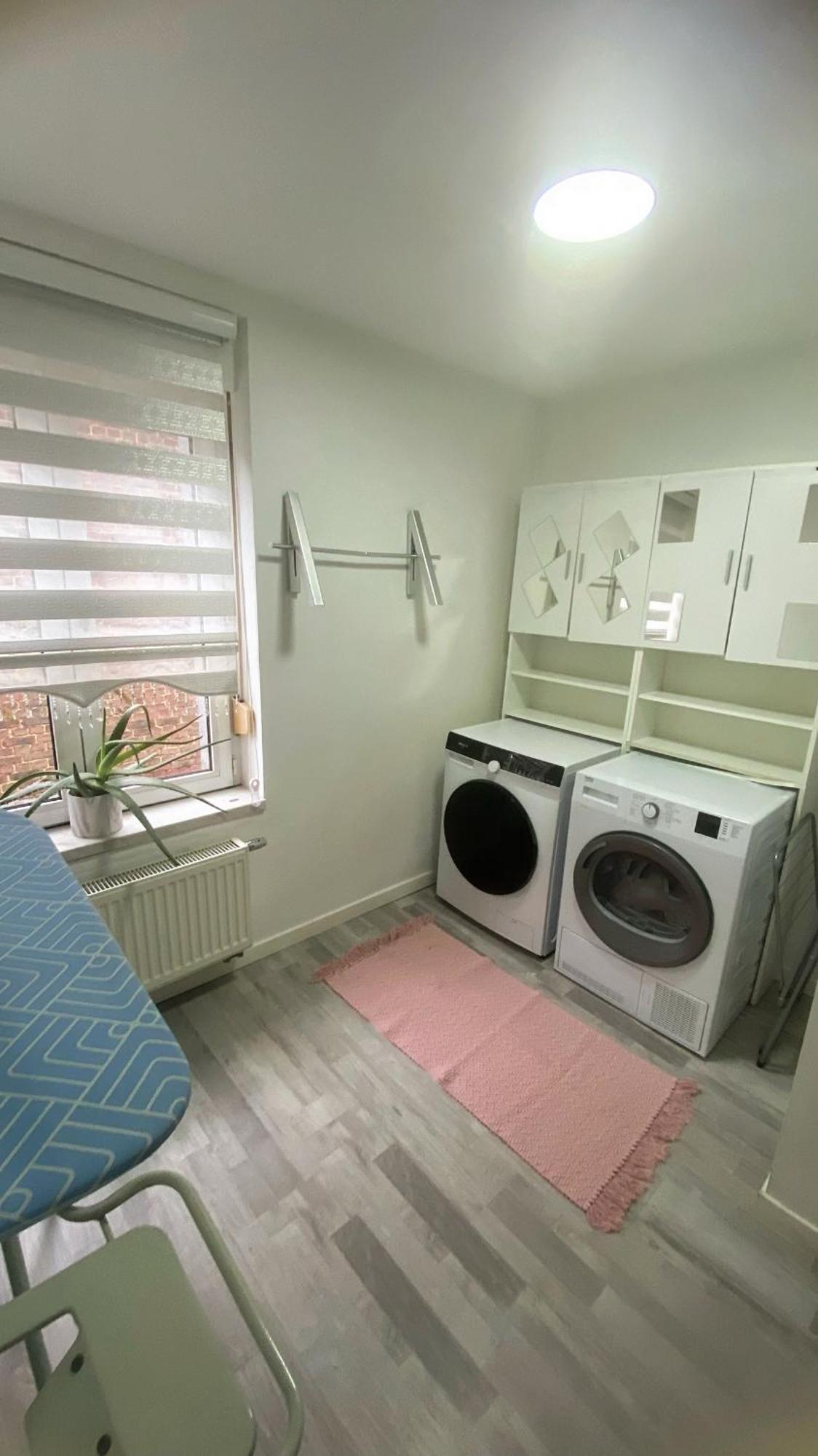 Next2Airport - Appartement House Of Lions Ransart Bagian luar foto
